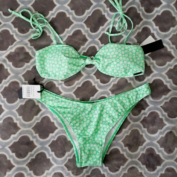 Kendall & Kylie Other - Kendall +Kylie 2 piece bikini